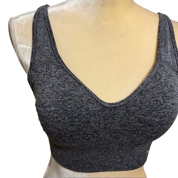 Puma NWOT Dark Grey Seamless Sports Bra Women Various - Picture 3 of 10